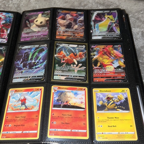 100 Mystery Pokémon cards Modern V V-Max \Vintage - Picture 15 of 15